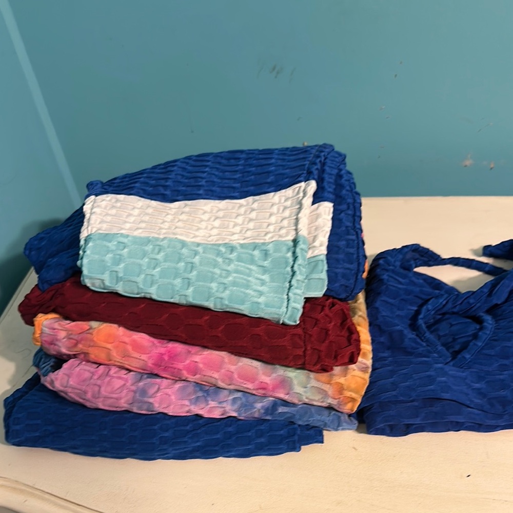 Bundle of 3X workout leggings & bra